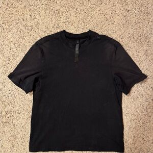 Lululemon Zeroed In Black Short Sleeve Tee Size Small